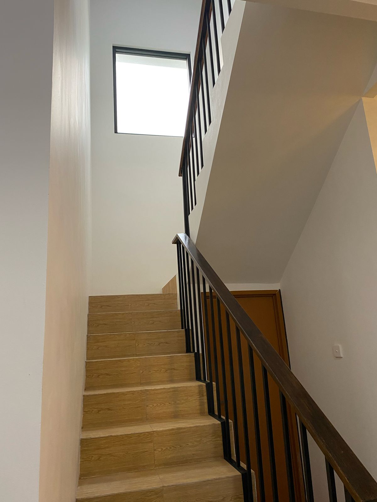 Disewakan Rumah Fully Furnished di Pasadena Deltamas Cikarang